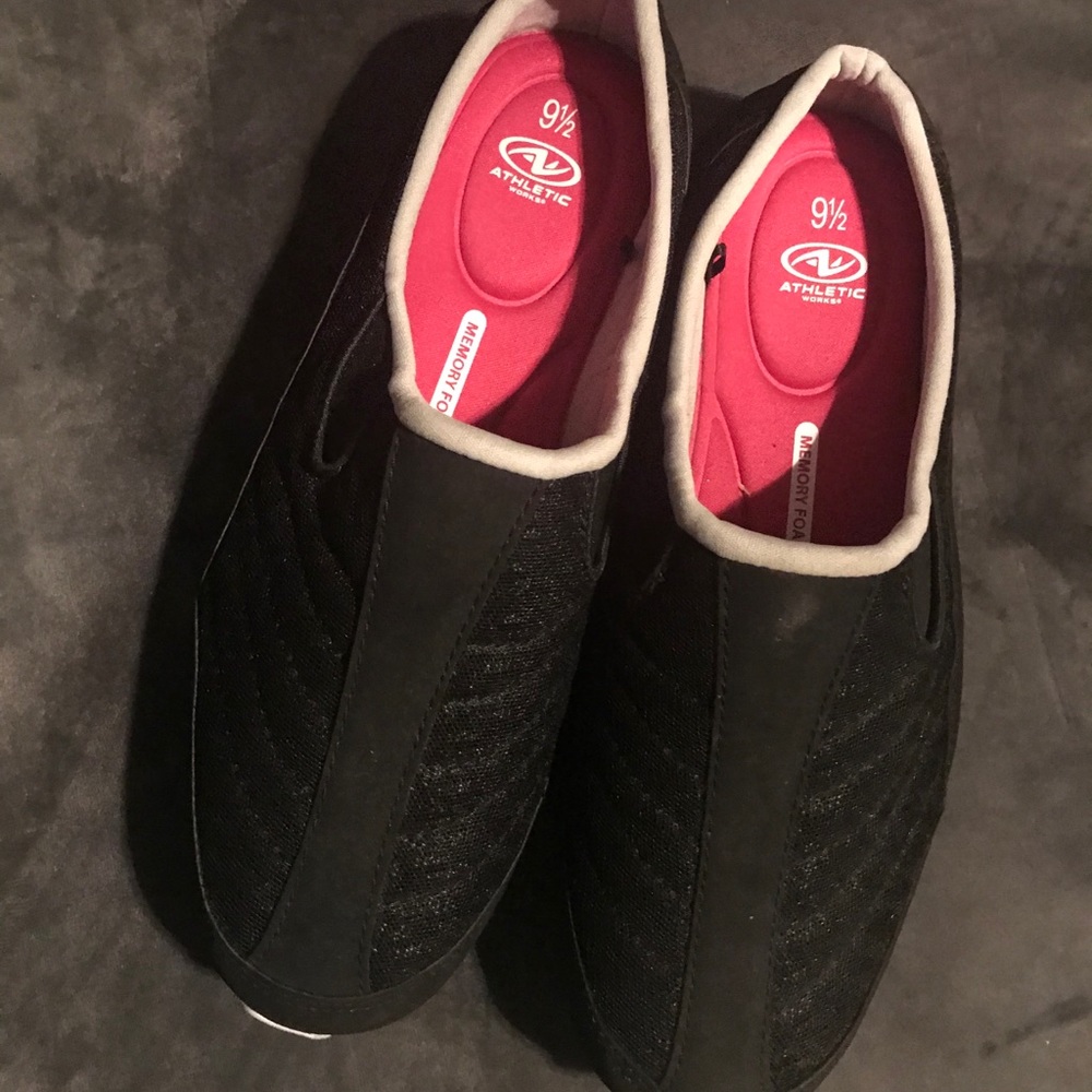 Black Slip-on Sneakers